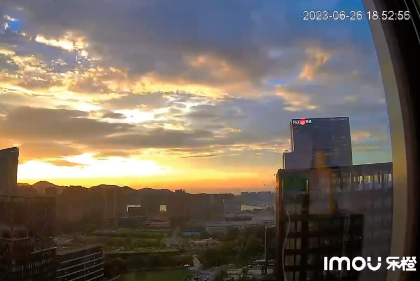 4646002-Tile-8-Time-Lapse