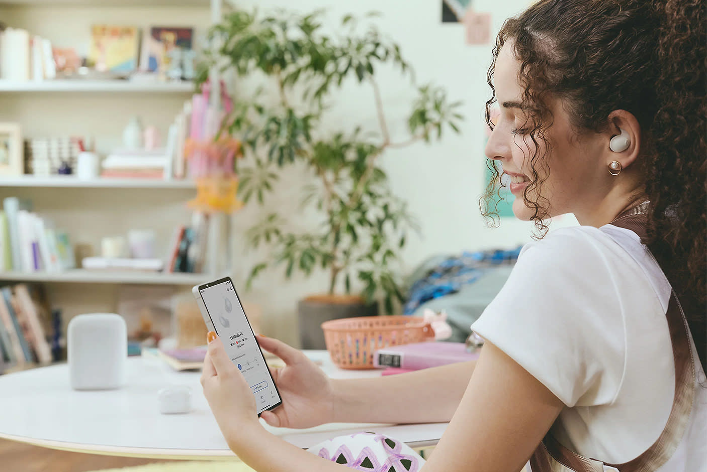 4649923-Tile-9-Sony-LinkBuds-Fit