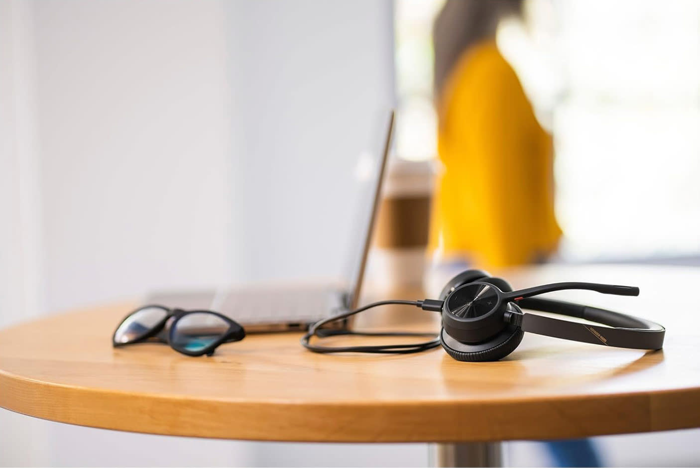 4650441-Tile-1-Poly-Voyager-4320