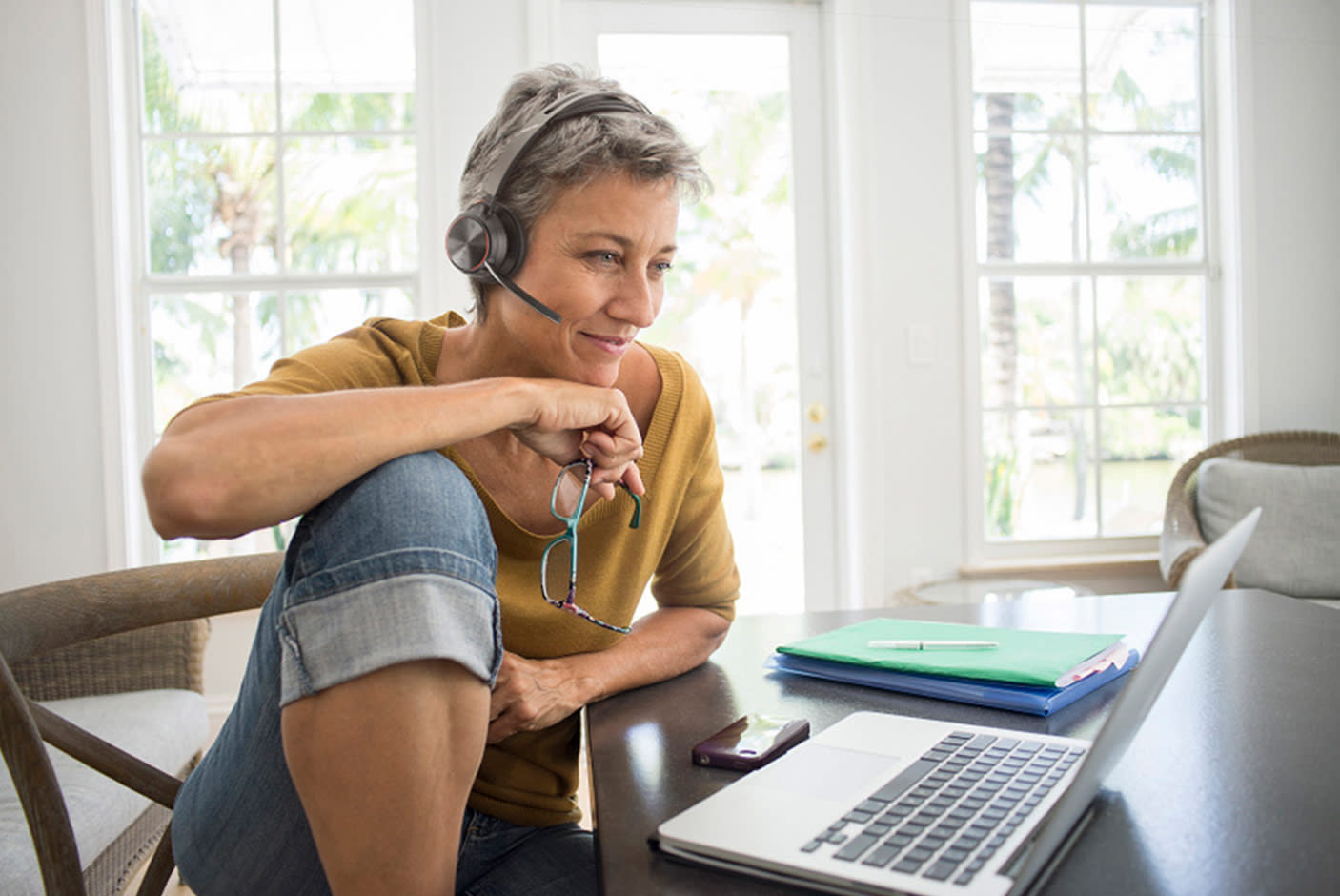 Poly Voyager Focus 2-M