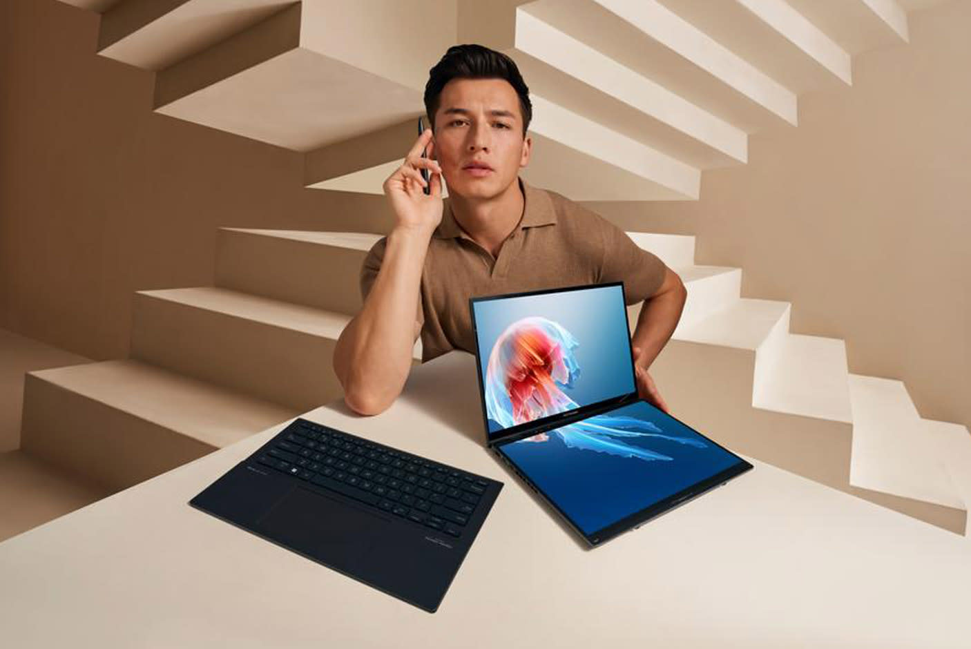 4363442-Tile-1-MultiScreen-Versatility