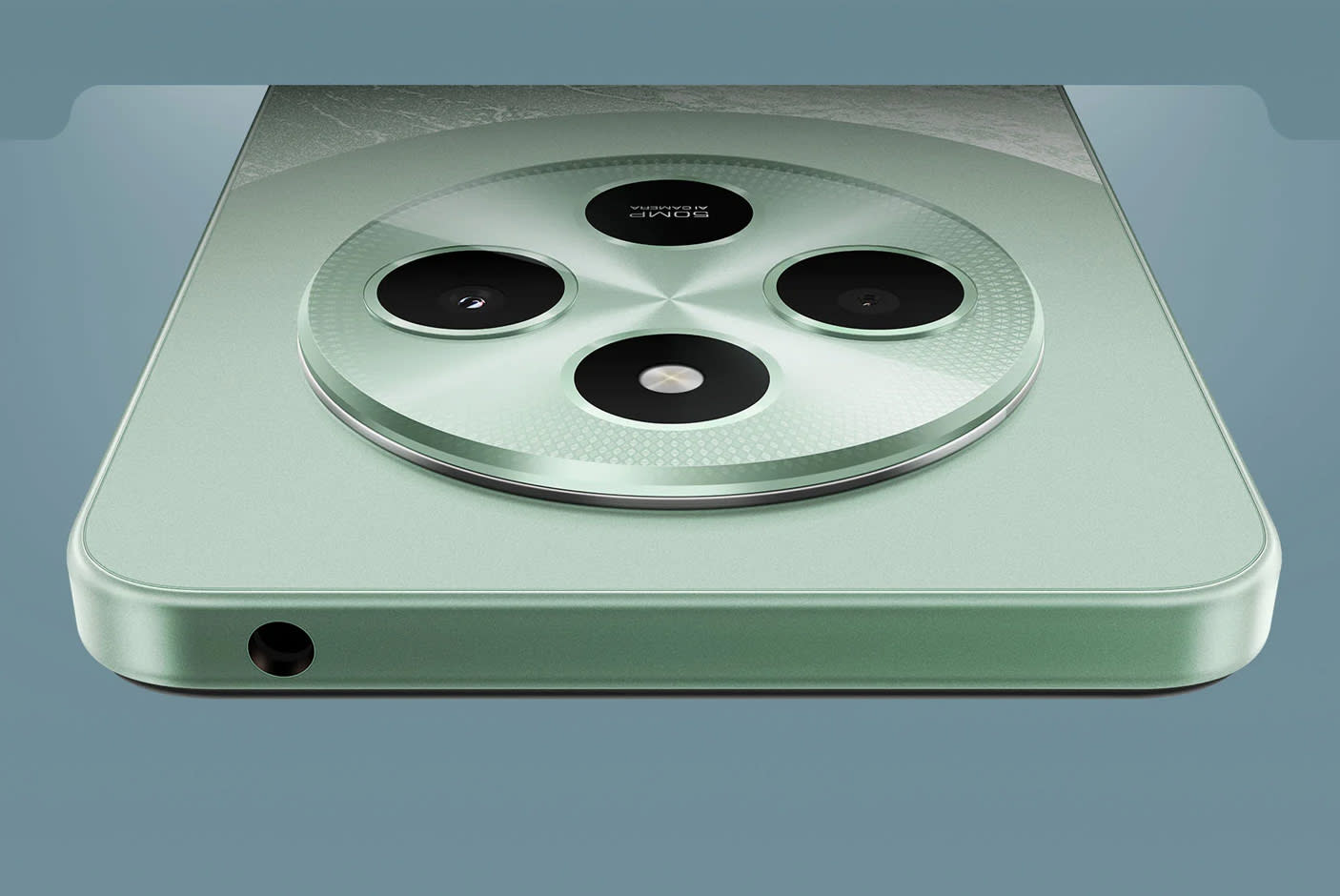 4663357-Tile-2-Poco-C75-pics