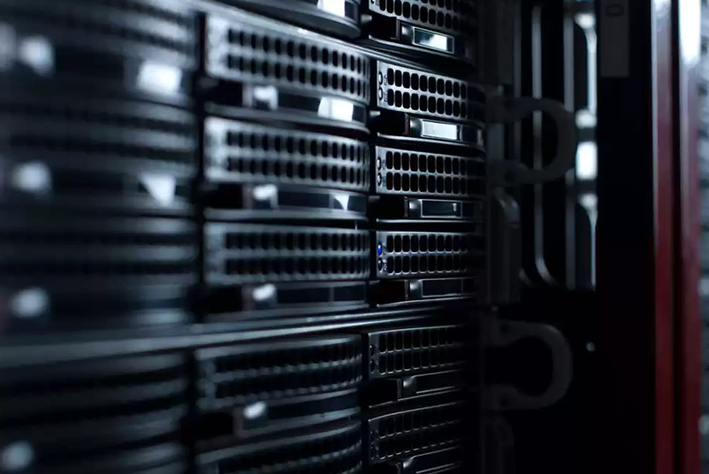 3735257-Tile-3-WD-Gold