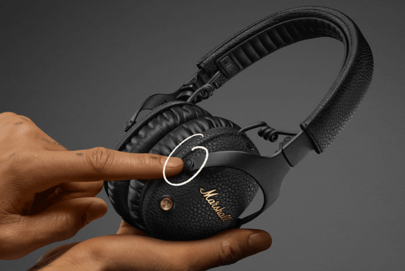 4669258-Tile-7-M-Button