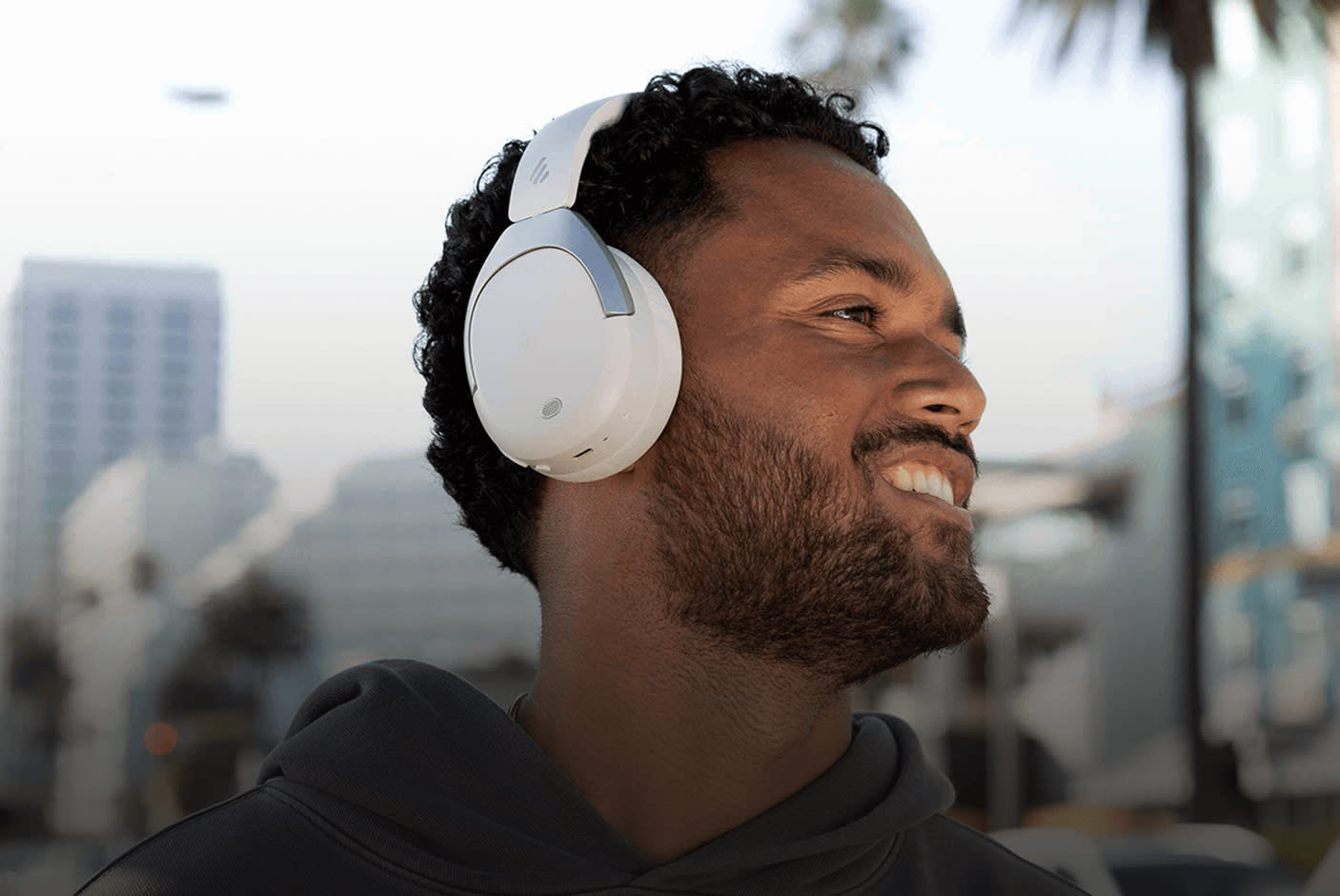 4682858-Tile-1-Edifier-W830NB