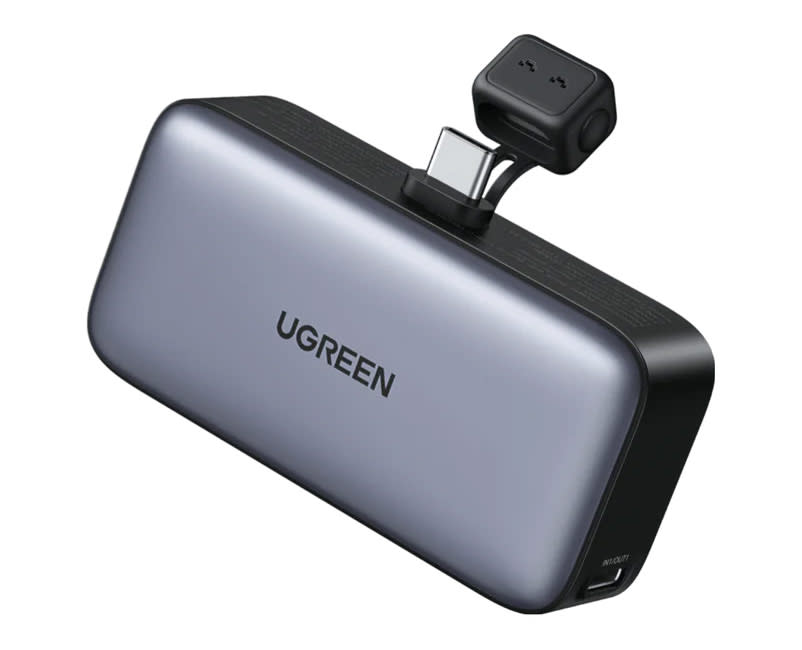 UGREEN 5000 mAh 22.5W USB-C + LED Display