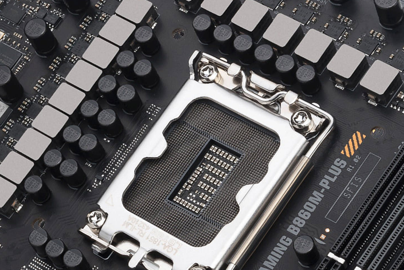 4685733-Tile-2-NPU-Boost