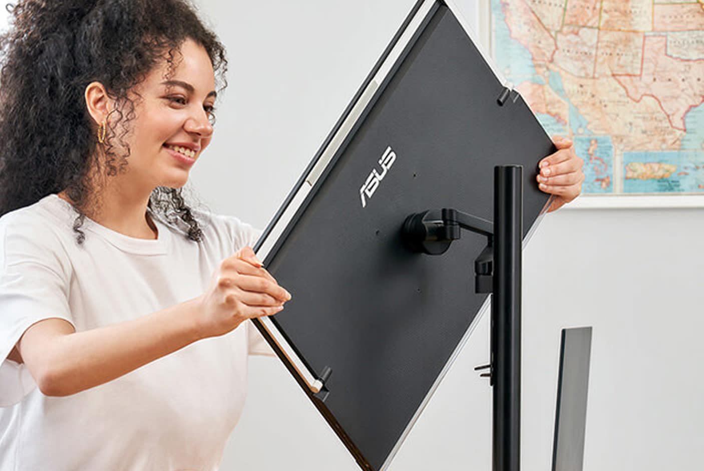 4689844-Tile-4-C-Clamp