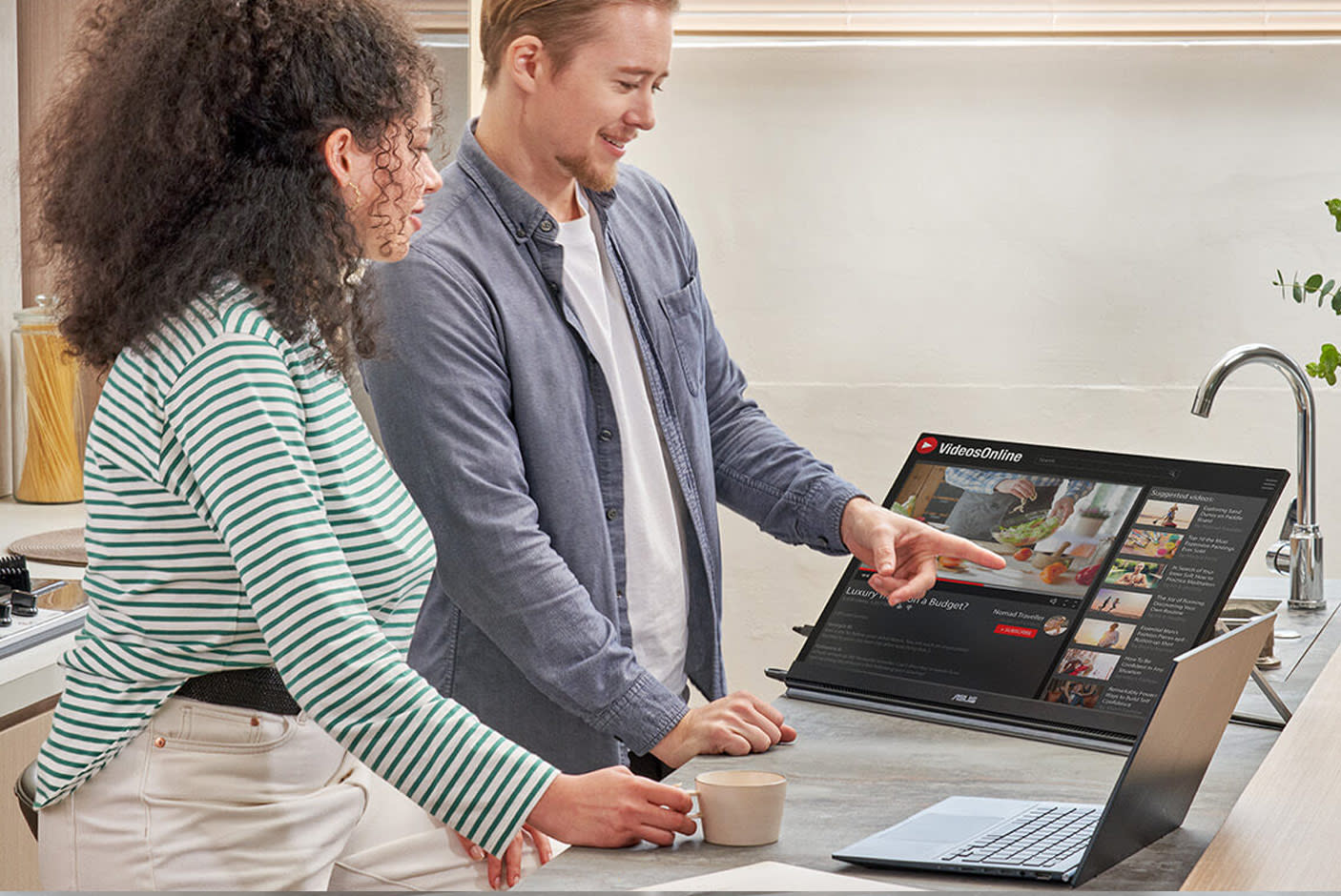 4689844-Tile-5-Full-Connectivity