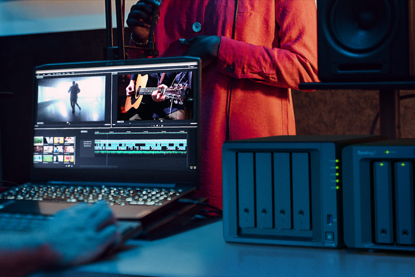 4160223-Tile-4-Synology-NAS-DS923