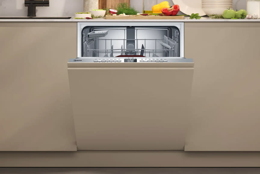 4690575_TILE4_3b3631