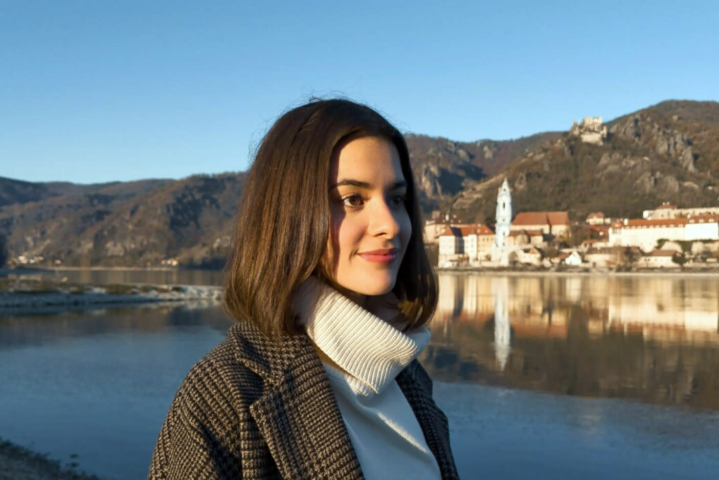 4705076-Tile-5-Capture-Your-Charm