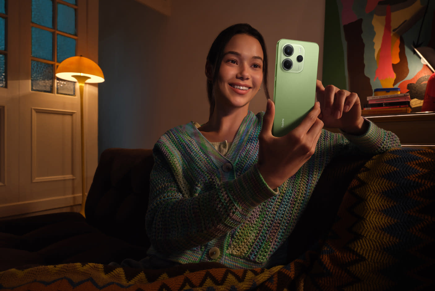 4706633-Tile-10-AMOLED-Display