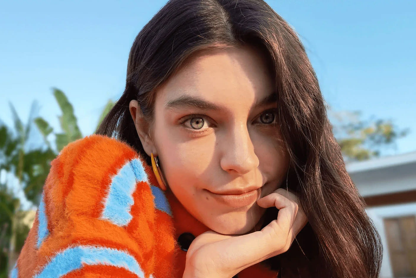 4706706-Tile-4-20MP-Selfie-Camera