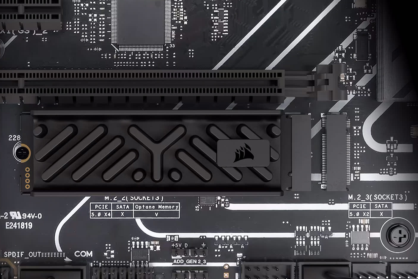 4713834-Tile-1-Corsair-MP700-Elite-Heatsink