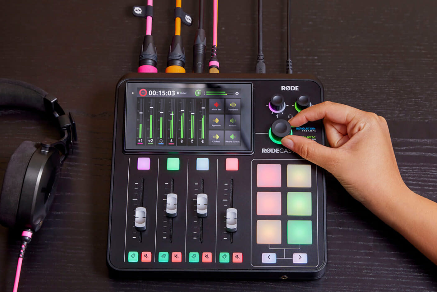 4718429-Tile-2-Incredible-Audio