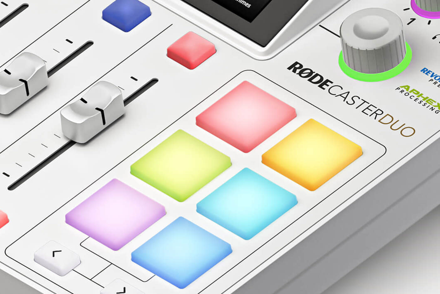 4718429-Tile-7-SMART-Pads