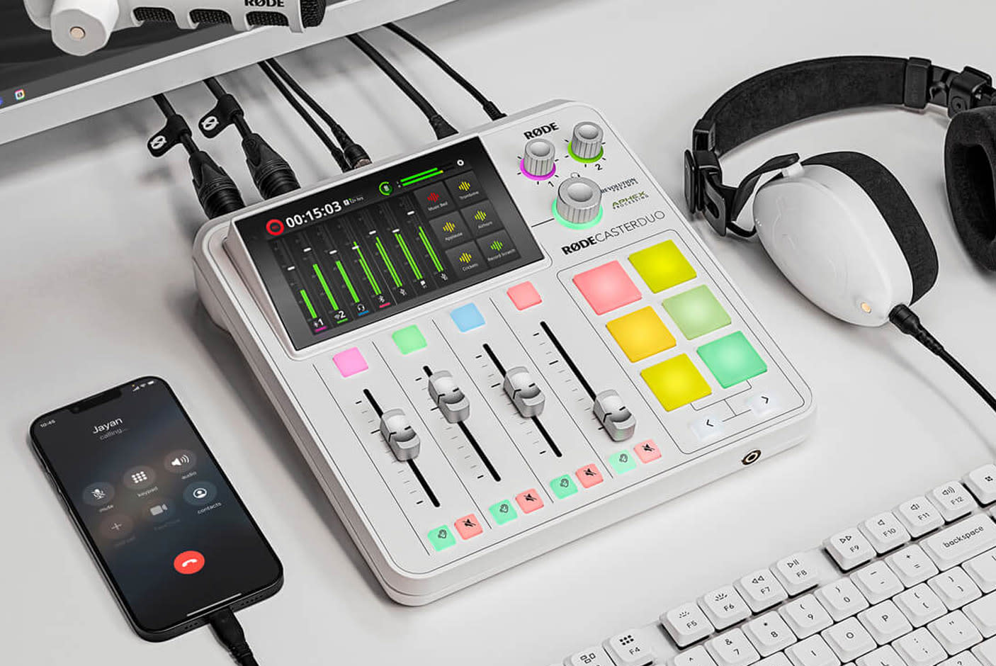 4718429-Tile-8-Advanced-Connectivity