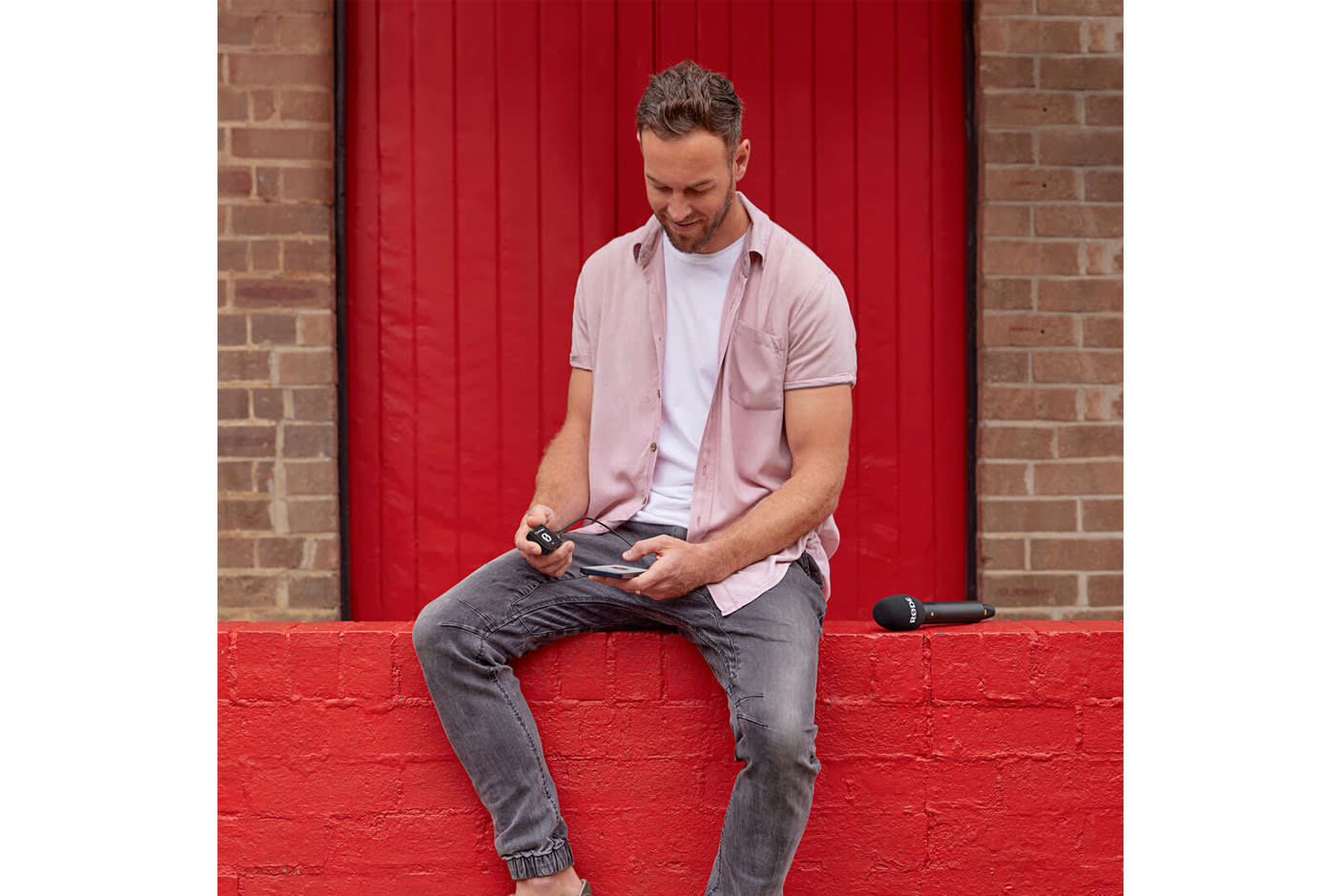 4718585-Tile-3-Rode-Interview-Pro