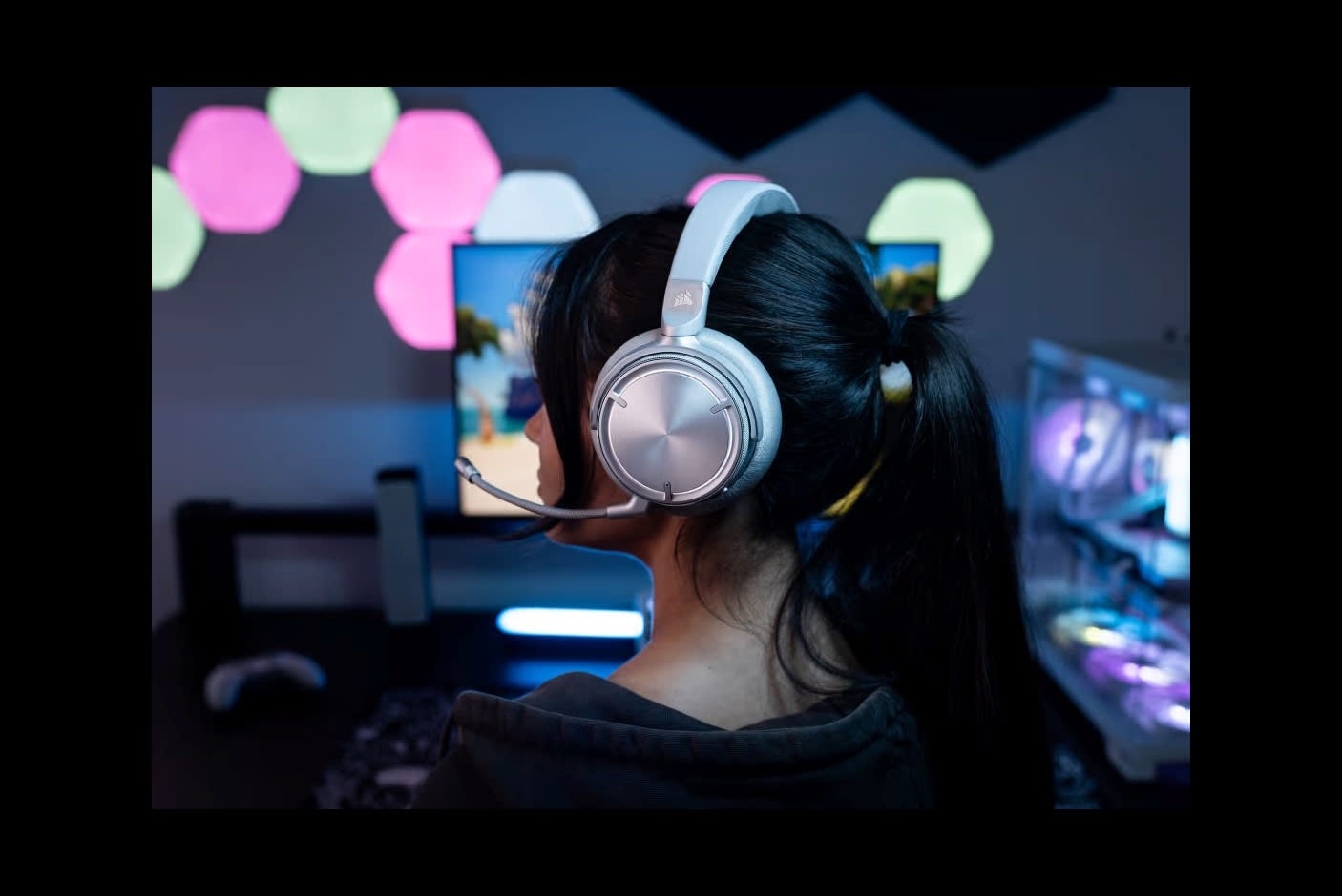 4718631-Tile-3-Corsair-Virtuoso-MAX-RGB-sound