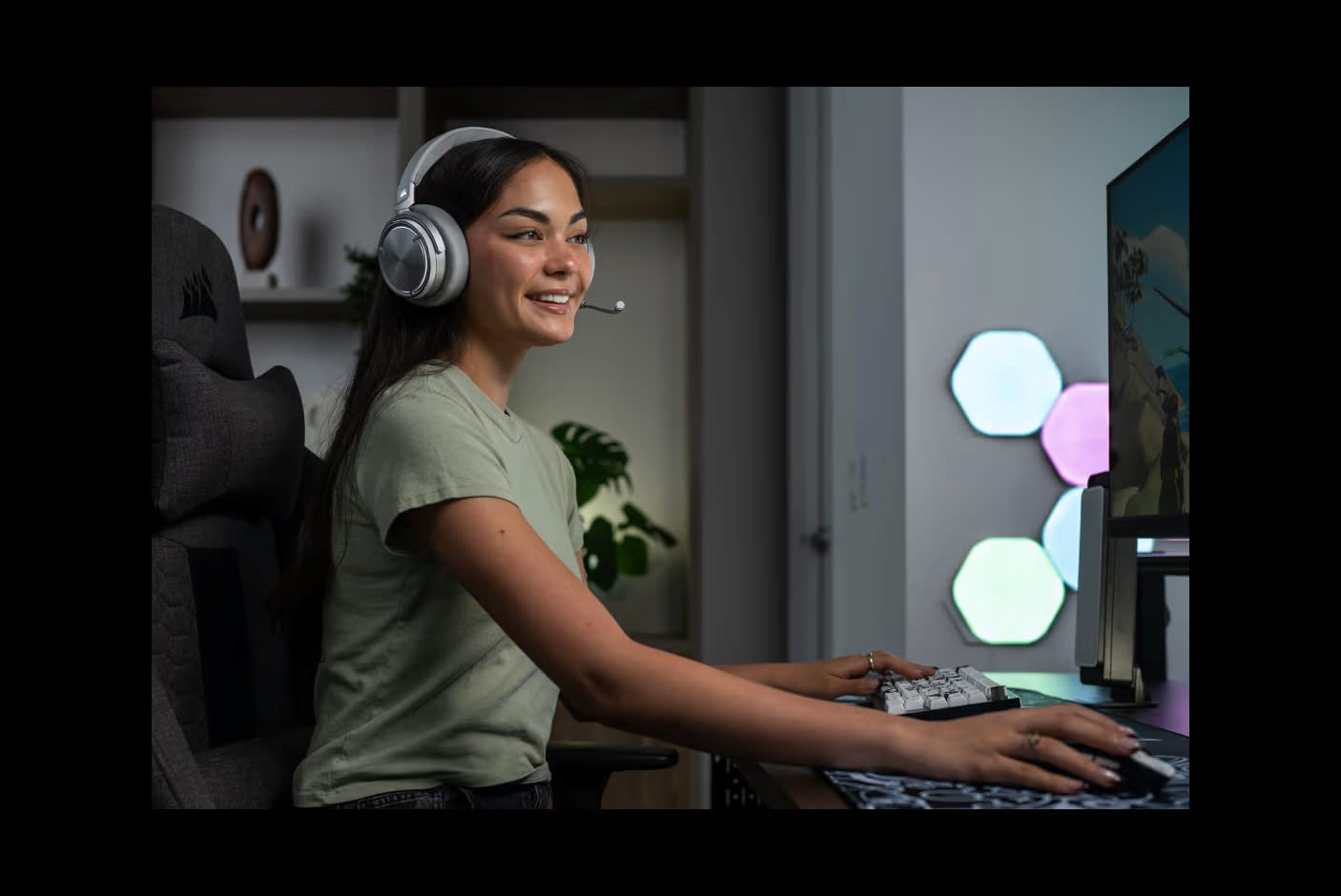 4718631-Tile-5-Corsair-Virtuoso-MAX-RGB-mic