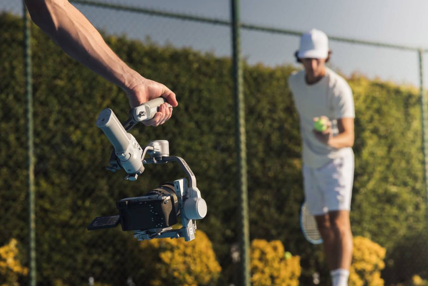 4733894-Tile-7-Briefcase-Handle