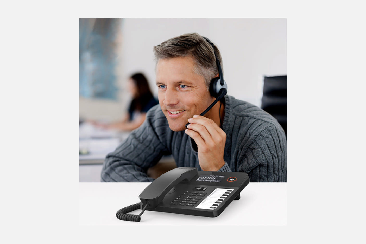 4752848-Tile-6-Headset-Compatible