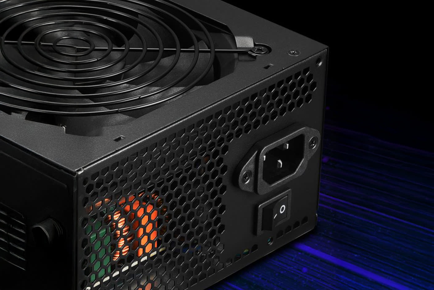 4760174-Tile-4-Sharkoon-SHP-Bronze