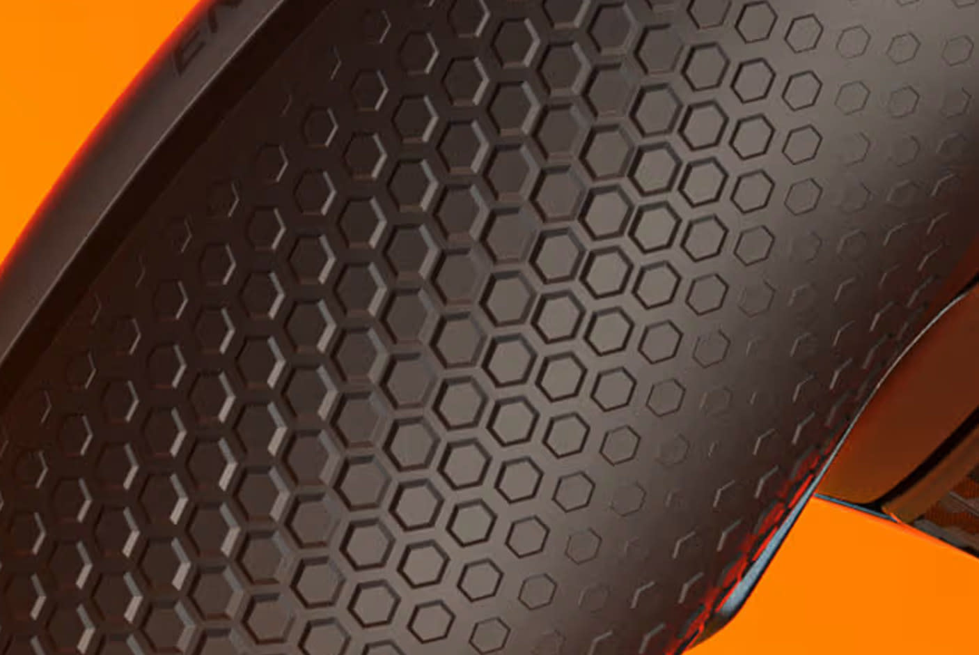4774302-Tile-9-Performance-Grip