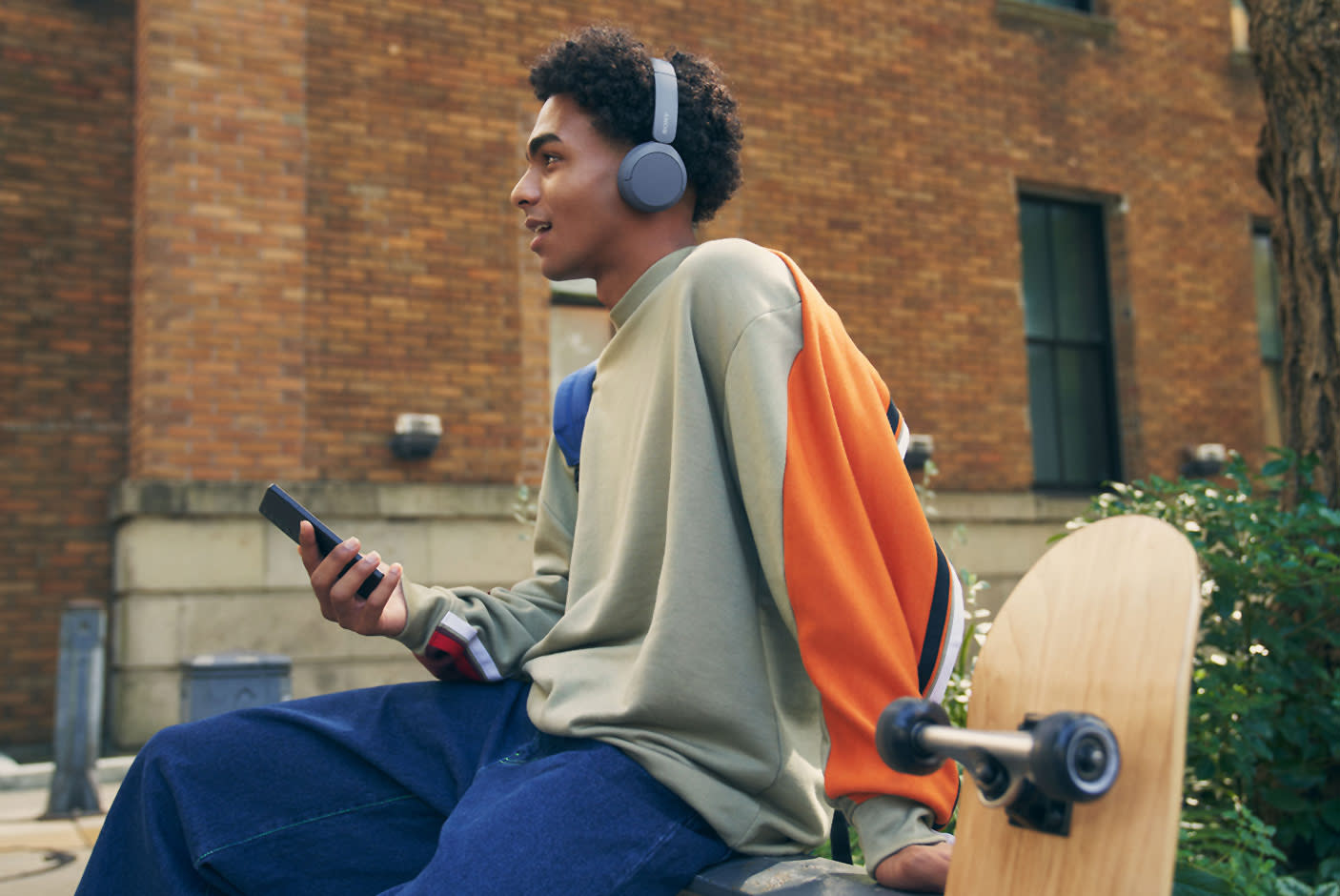 4172914-Tile-5-Sony-WH-CH520