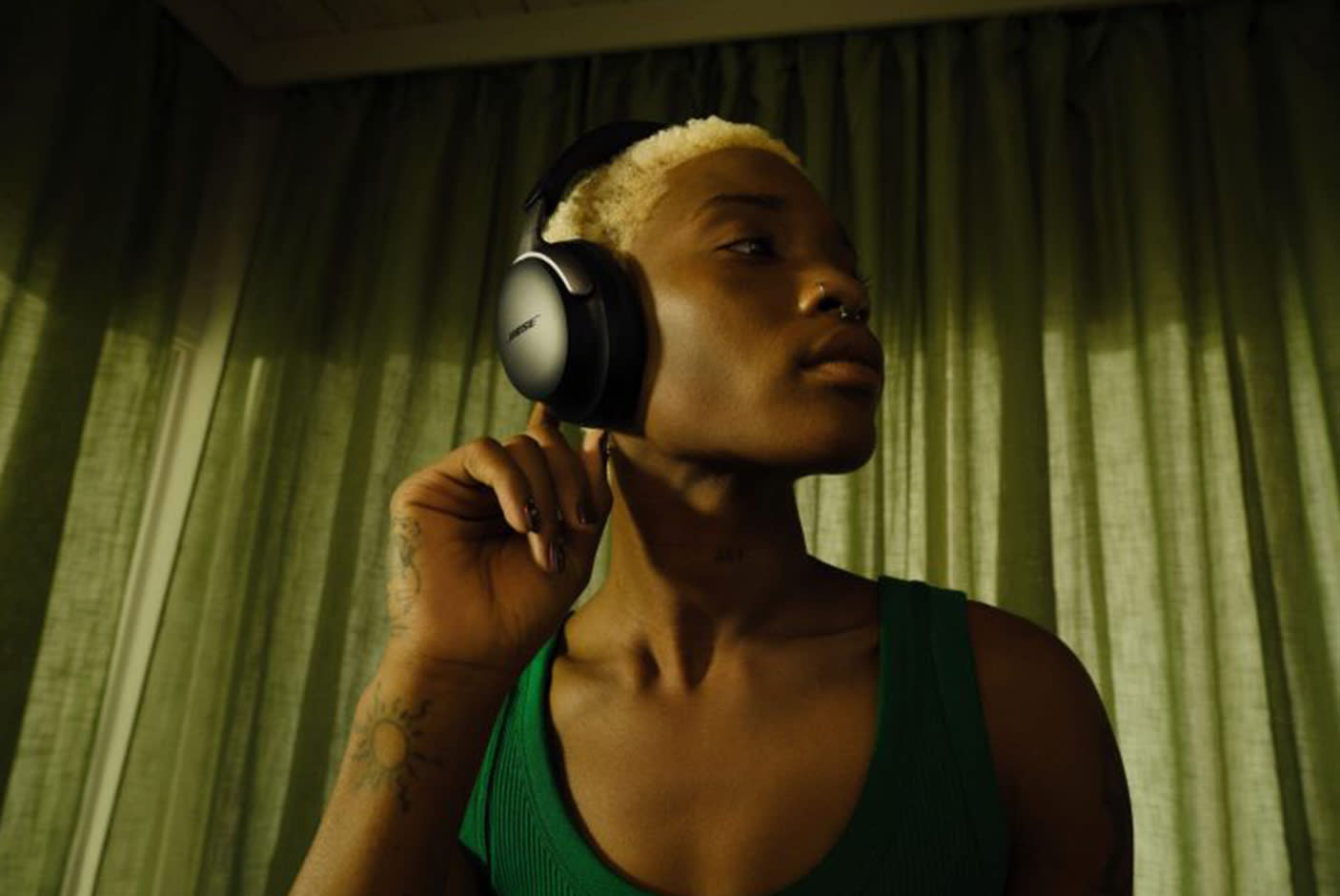 4789695-Tile-4-Bose-QuietComfort-Ultra