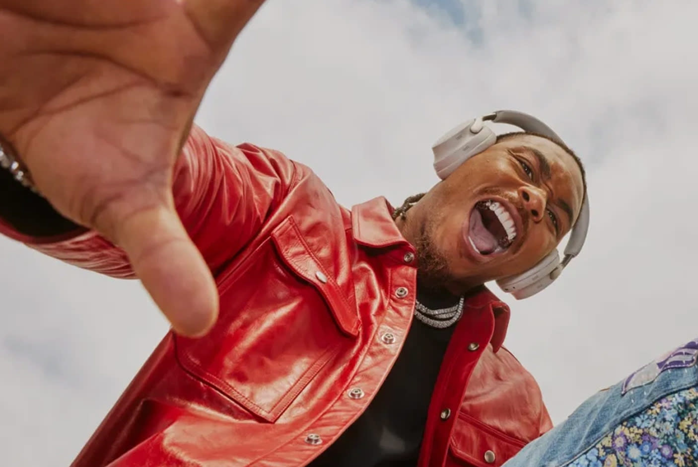 4789695-Tile-6-Bose-QuietComfort-Ultra