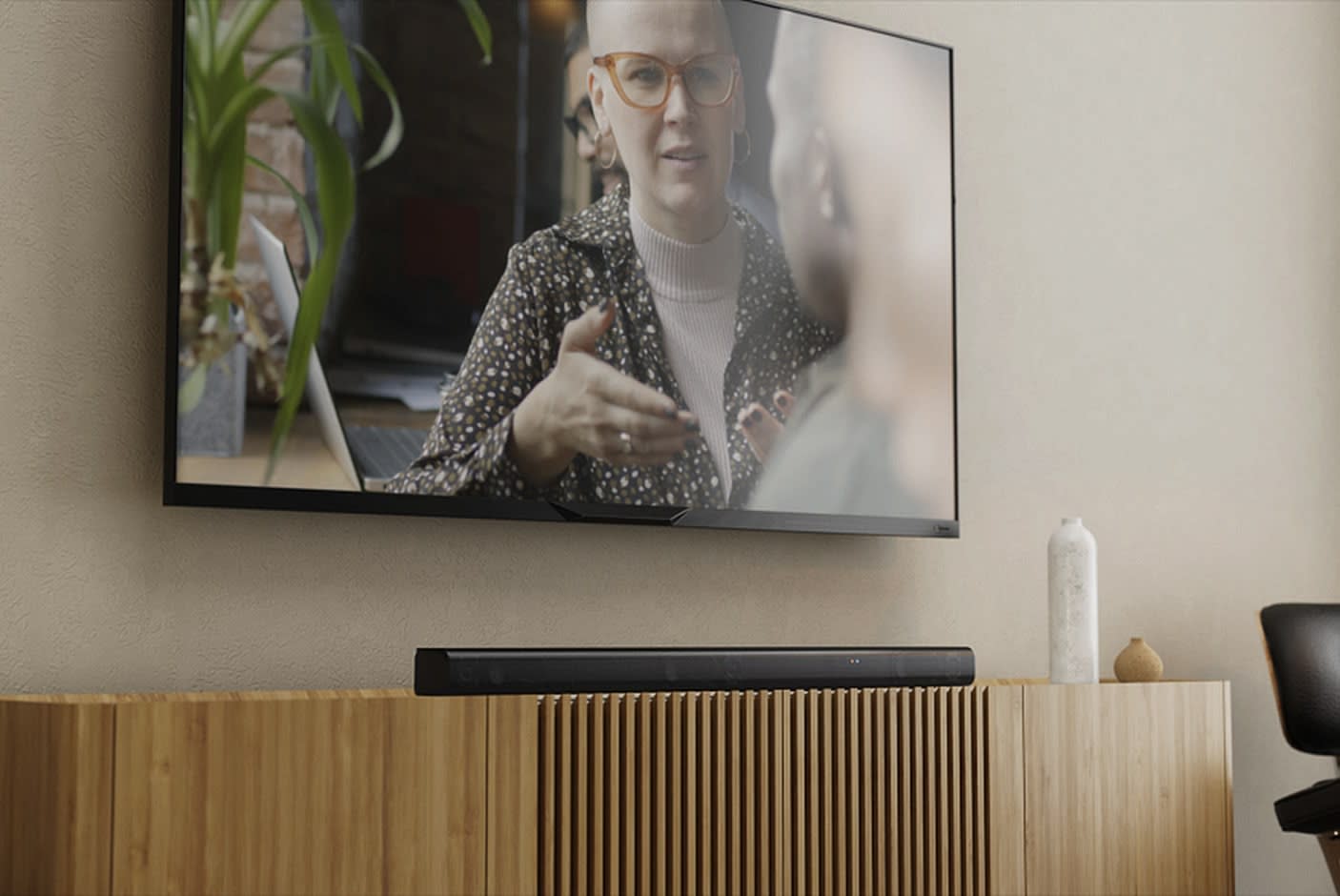 4790138-tile-1-JBL-Soundbar-SB580