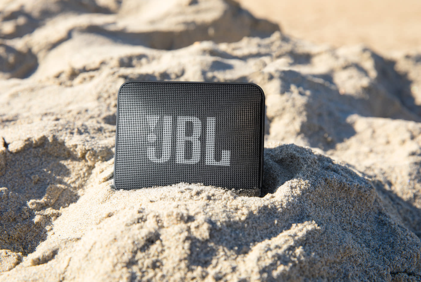 4800923-Tile-3-JBL-Go-Essential2-bt