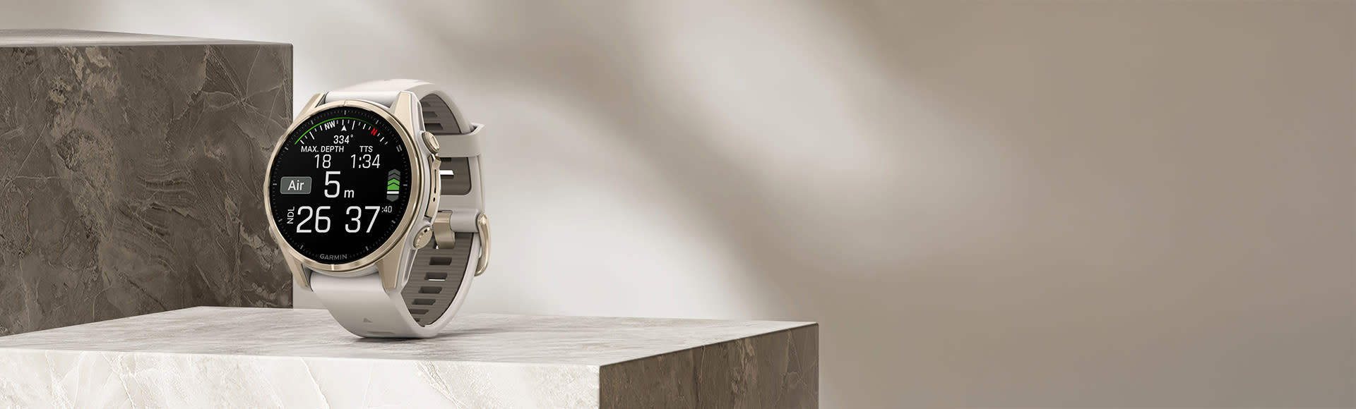 Κάνε κλικ για να δεις την εικόνα 1 του Garmin Fenix 8 43mm Amoled Sapphire Soft Gold