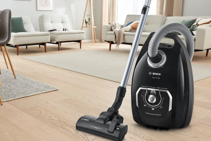 Bosch Σκούπα Με Σακούλα BGL8BA3S