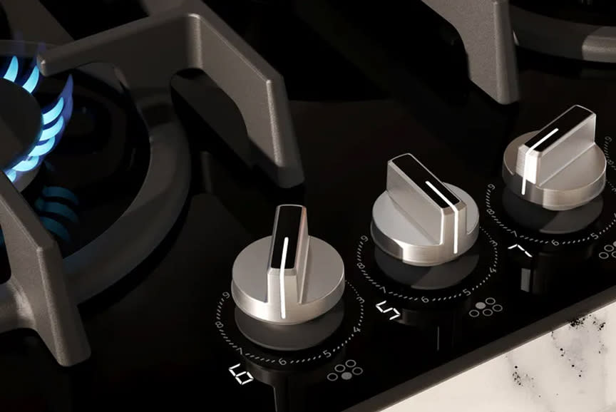 Τιθάσευσε τη φλόγα!