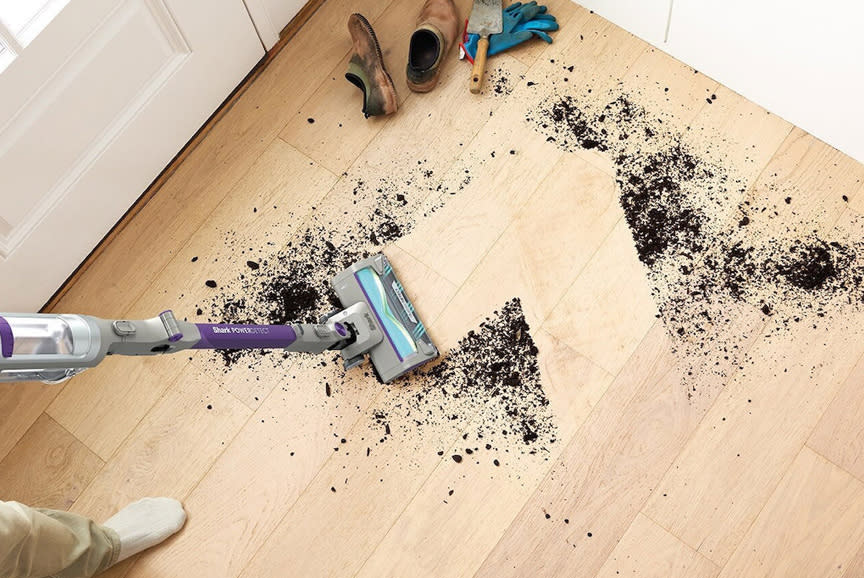 Καθαρίζει και με την όπισθεν!