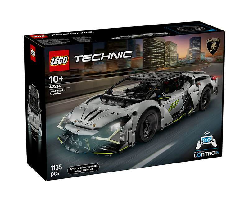 Lamborghini Revuelto SuperSportsCar42214