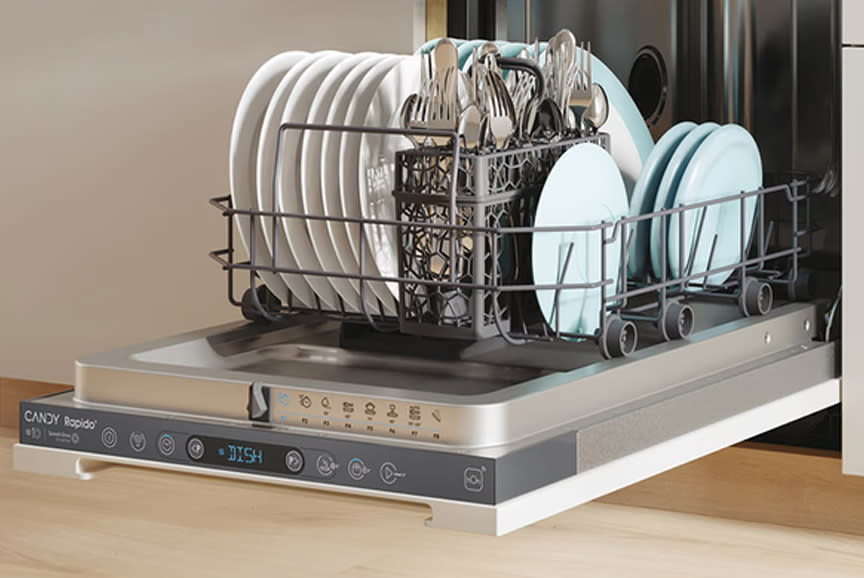 Παίρνει πρωτοβουλίες!