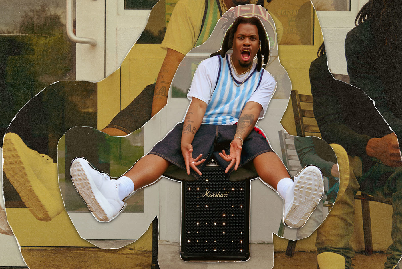 BUILT-IN HANDLE & WHEELS