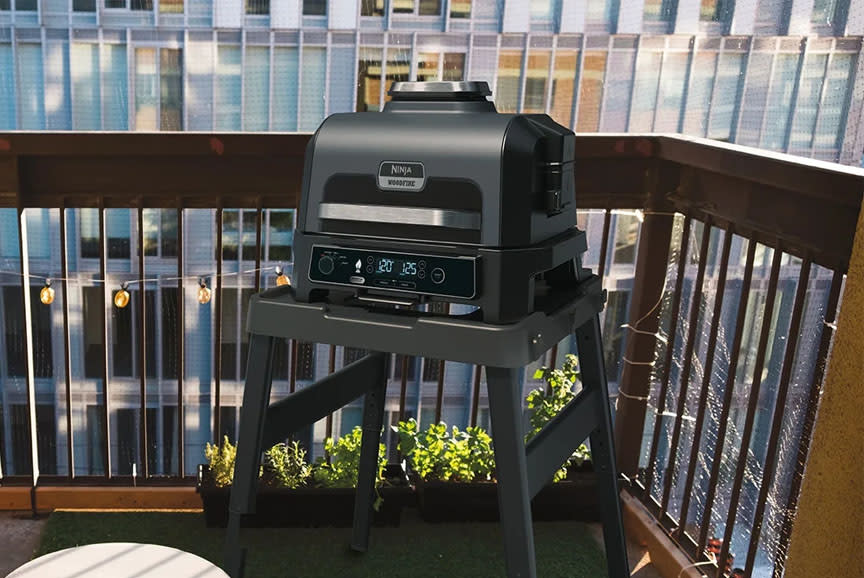 Ninja Ηλεκτρικό BBQ Woodfire Pro OG850EU