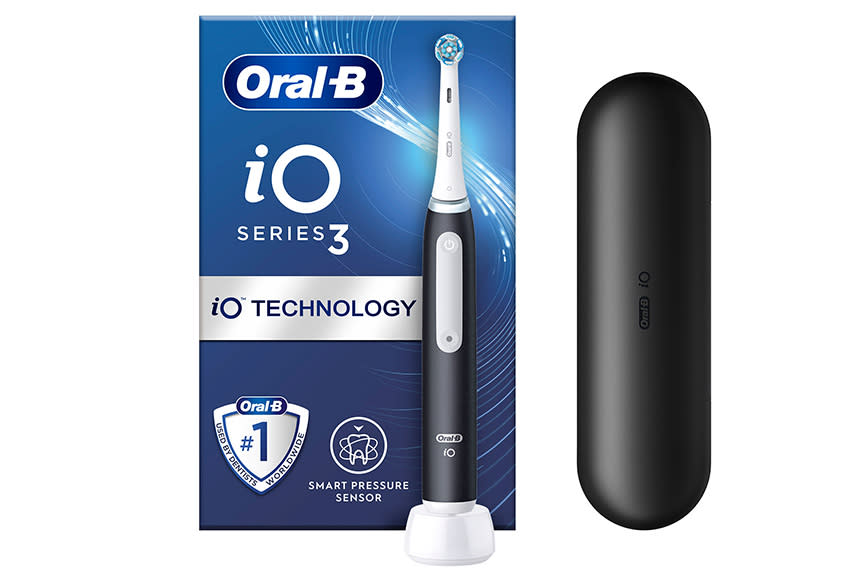Oral - B Οδοντόβουρτσα iO3 Magnetic Bl