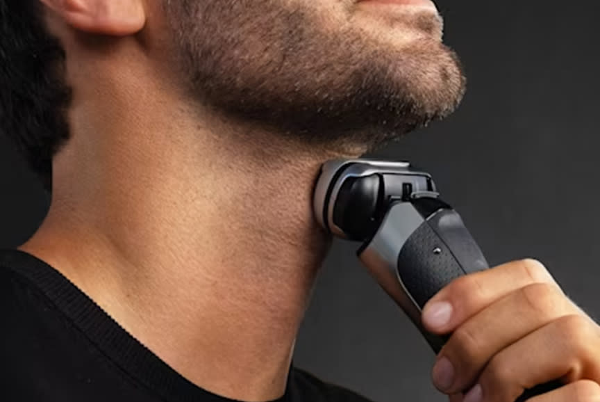 «Αγκαλιάζει» το πρόσωπό σου