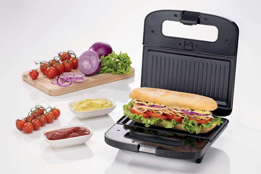 Δεν «κολλάνε»… σε τίποτα! 