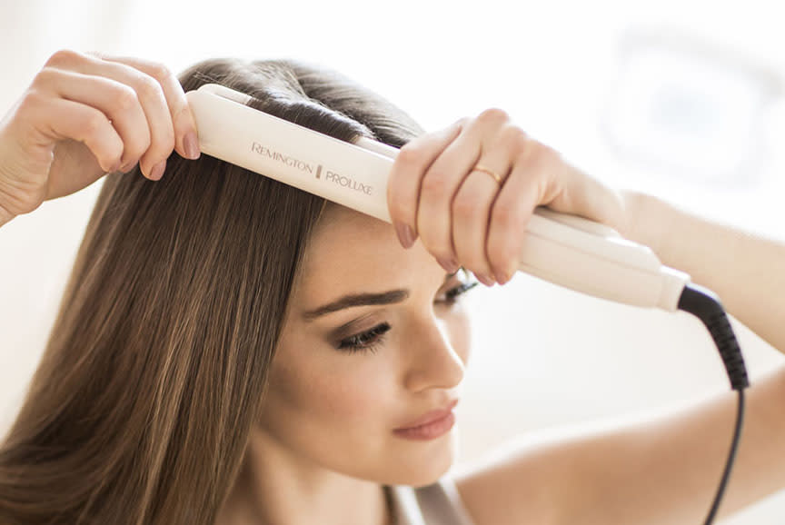 Πιο ίσια μαλλιά, με ένα πέρασμα!