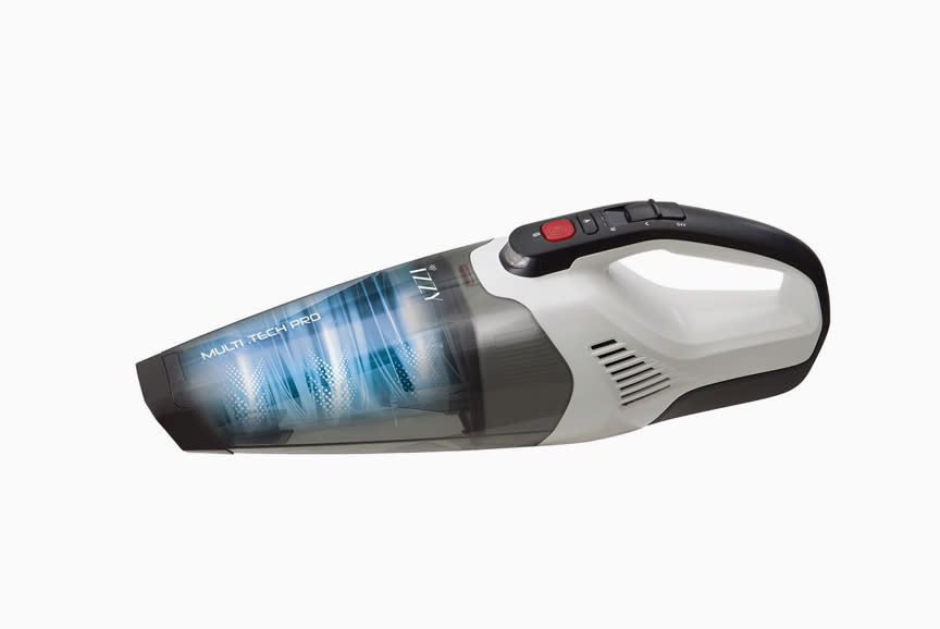 Δεν «κολλάει» πουθενά!