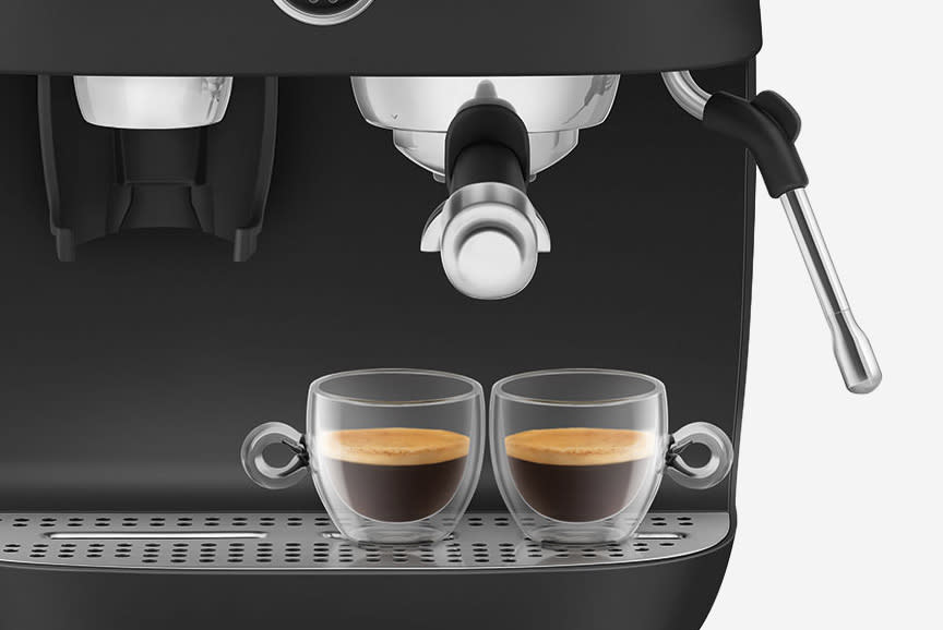 Smeg Καφετιέρα Χειροκ. με μύλο EGF03BLEU