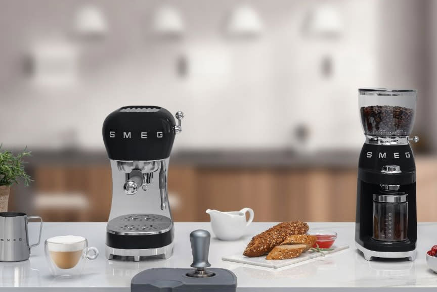 Smeg Καφετιέρα Espr.Χειροκ. ECF02BLEU