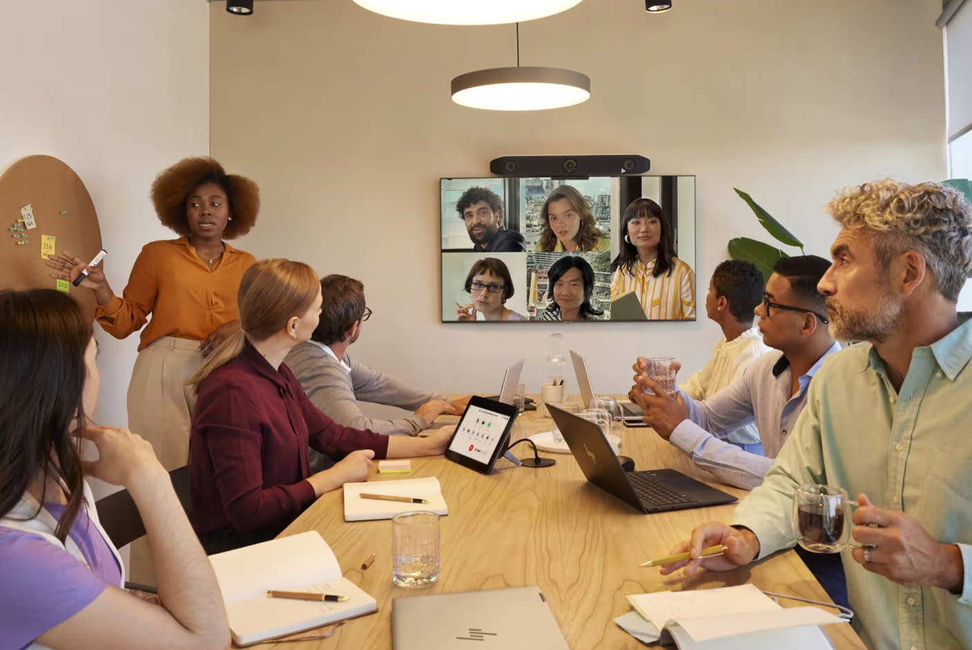 5015898-Tile-3-Elevated-Conferencing